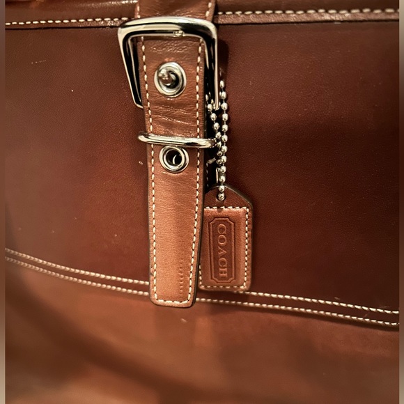 Vintage Coach Hampton Brown Large Leather
Tote DO4S-5131 - Picture 8 of 8